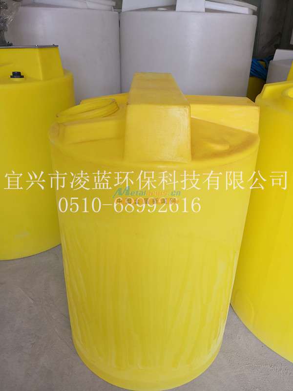 大容积加药桶的创新应用 1500L搅拌药箱助力环保科技发展